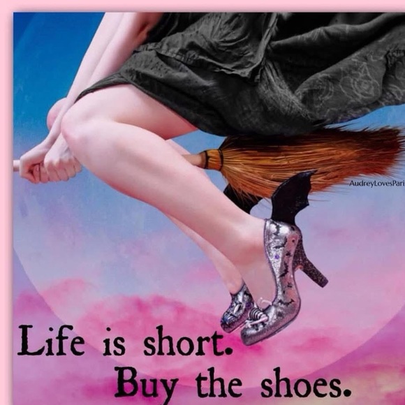 Meet your Posher Linda! - Picture 9 of 16